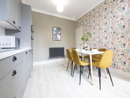 1 bedroom in a house share to rent - Photo 4