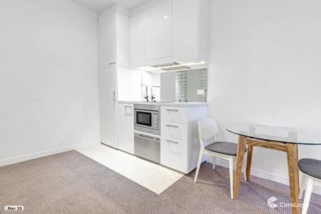 Great views, Central location, Metres from the beach! - Photo 5