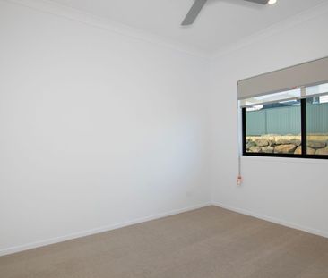 Modern Family Home in Tranquil Cumbalum - Photo 2