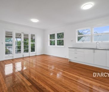 Freshly Renovated 2-Bedroom Unit in Ashgrove - Photo 6