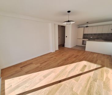 Location Appartement 3 pièces 68m² LES SABLES D OLONNE 85100 - Photo 1