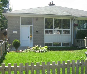 For Lease - 218 Alsace Road Unit# Main, Richmond Hill, Ontario - Photo 1