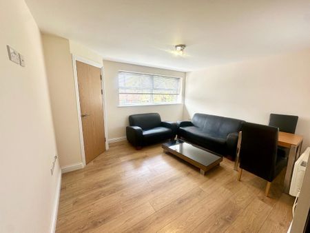 2 bedroom apartment to rent - Photo 2