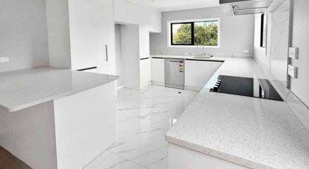 2 BED ACACIA BAY FIXED TERM - Photo 2