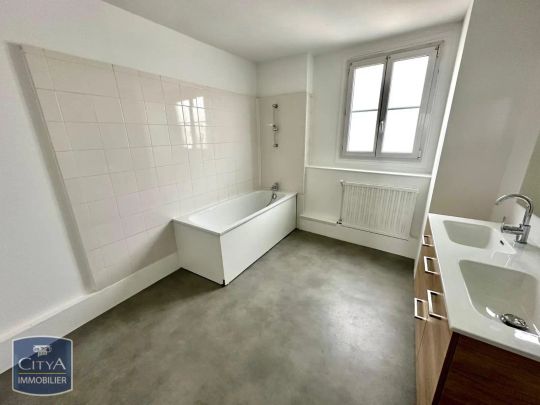Appartement à louer 5 pièces 111.37m² - Photo 1