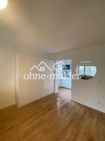 Erstbezug nach Sanierung: Hochwertig möblierte 1-Zimmer-Wohnung - Photo 4