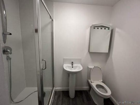 1 bedroom property to rent in Salford - Photo 1