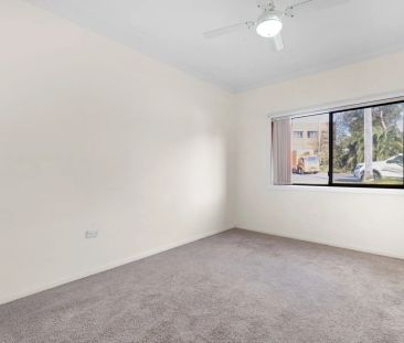 14 Emma Crescent, Constitution Hill. - Photo 3