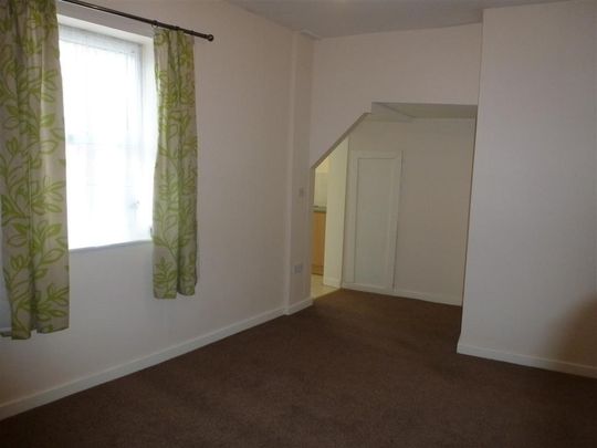 Western Street, Swindon - Photo 1