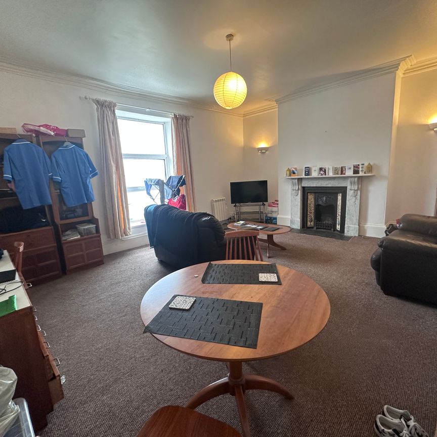 5 Radnor Street, Flat B - Photo 1