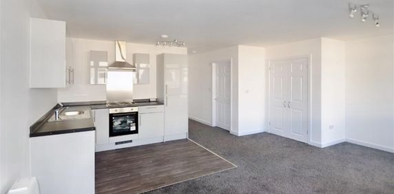 2 bedroom flat to rent - Photo 2