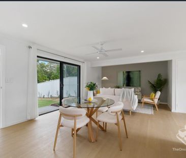 Stylishly Renovated Family Home in a Quiet Cul-de-Sac - Photo 1