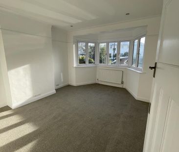 4/5 bedroom House To Let in , Cypress Avenue, Twickenham - Photo 1