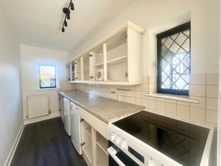 1 bedroom maisonette to rent - Photo 3