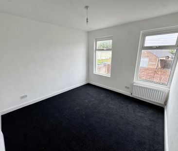 3 bedroom terraced house to rent - Photo 6
