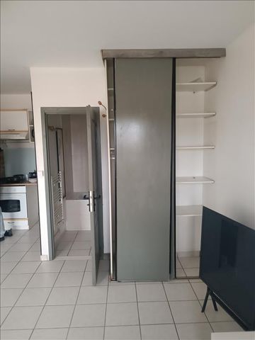 1 pièce - Meublé - 23,6 m² - 1er étage - Colocation non autorisée - Photo 2