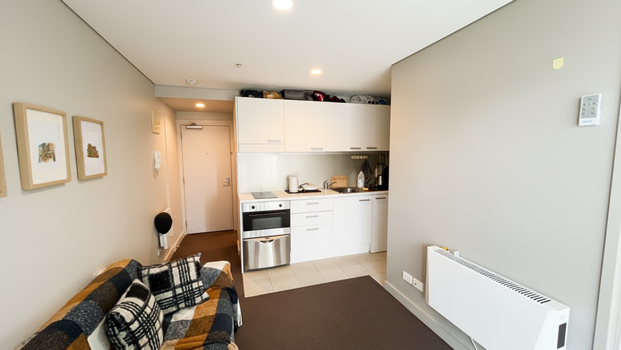 One Beddy City Apartment - Close to Everything! - Photo 1