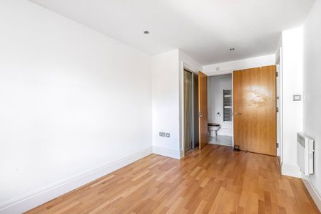 Seven Kings Way, Kingston Upon Thames KT2 - Photo 3