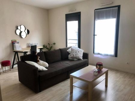 Location Appartement 1 pièce 32m² DIJON 21000 - Photo 4