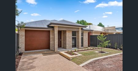 Fresh, Modern & Functional Home - Photo 4