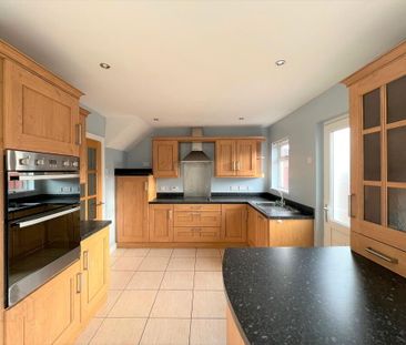 28 Chichester Square, Carrickfergus, BT38 8JU - Photo 6