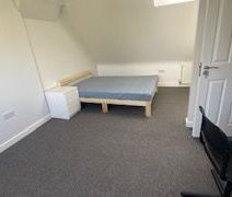 Room 6, Walsall Street, Coventry - Photo 2