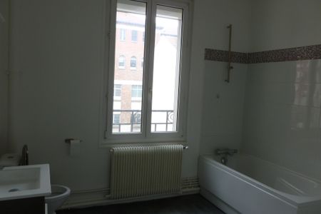 Proche Lycée Roosevelt, appartement T2 de 44.40m2, disponible le 20 décembre 2025 - Photo 4