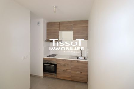 Location Appartement 2 pièces 42m² NIMES 30900 - Photo 2