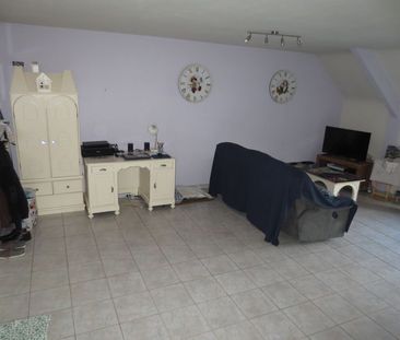 Eén slaapkamer appartement met garage. - Photo 3