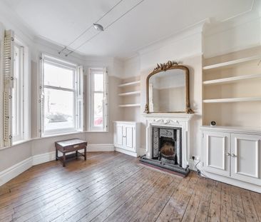 3 Bed Terraced House, Barcombe Avenue, SW2 - Photo 1