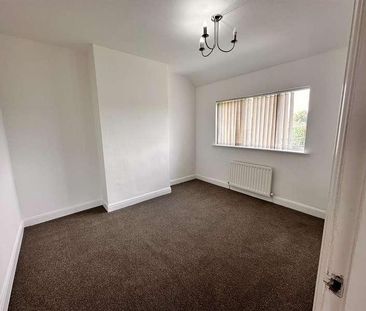 Londonderry Grove, Smethwick, B67 - Photo 2