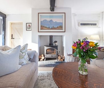 4 bedroom cottage to let - Photo 1