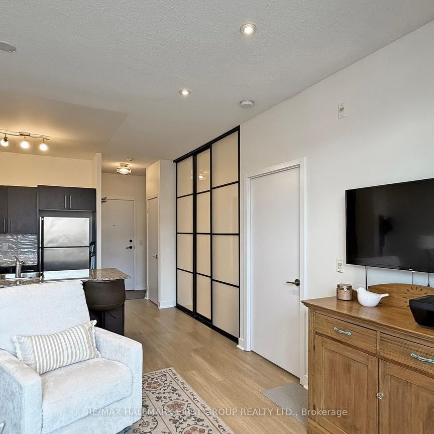 127 120 Dallimore Circle - Photo 1