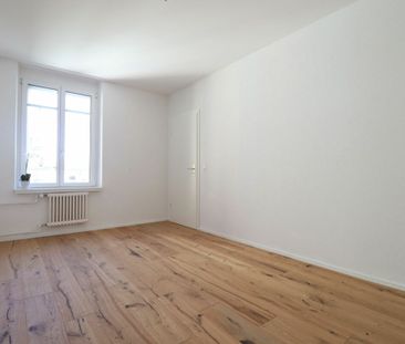 Moderne 2.5 Zimmer-Wohnung an zentraler Lage - Photo 1