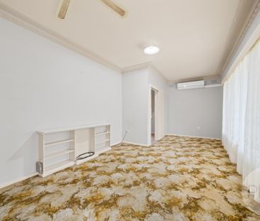 37 Beltana Ave, Mount Austin NSW 2650 - Photo 1