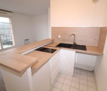 Studio Guyancourt 25 m² - Photo 2