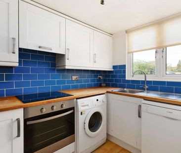4 bedroom terraced house to rent - Photo 6