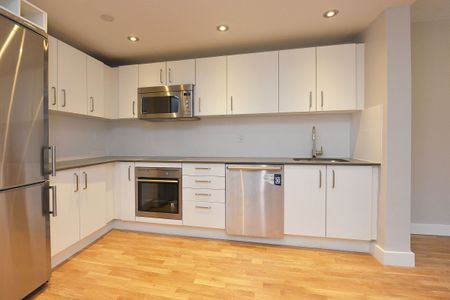 230 Oak Street - Photo 5