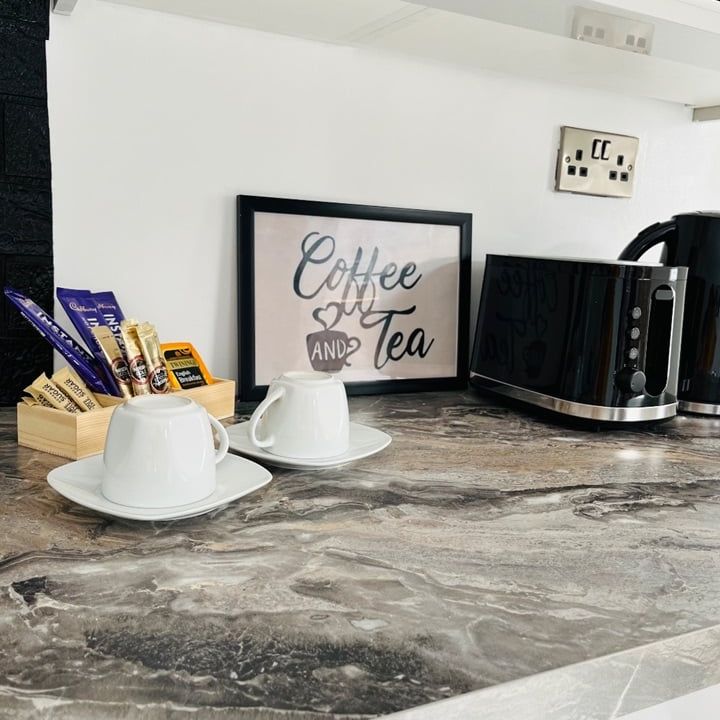 Studio Flat, London, E13 - Photo 1