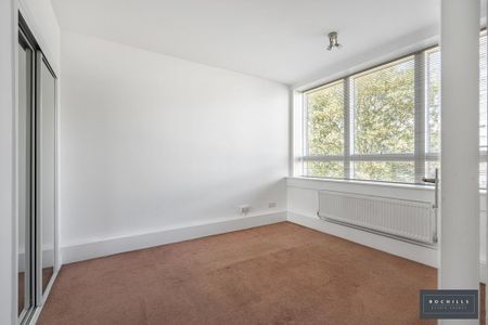 3 bedroom apartment to rent - Photo 5