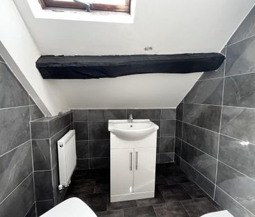 2 bedroom flat to rent - Photo 6