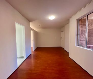 Partly Renovated | Ultimate convenient Living 3 Bedder Unit in Prim... - Photo 6