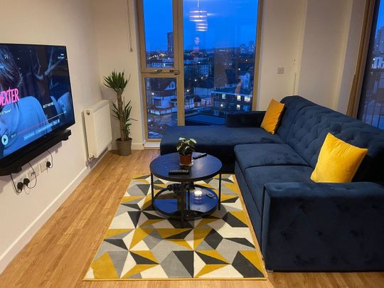 Room in a Shared Flat, Bensham Lane, CR0 - Photo 1