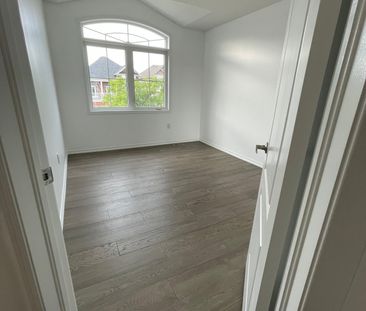 For Lease - 243 Seabrook Drive, Kitchener, Ontario - Photo 6