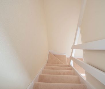 Ludovick Walk, London, SW15 - Photo 3