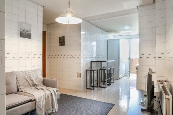 Calle de Santiago de Compostela, Madrid, Community of Madrid 28034 - Photo 1