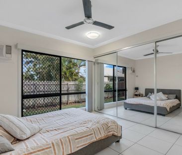 9 Littabella Place, Bushland Beach - Photo 4