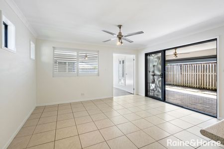 24 Thomson Close, North Lakes, QLD 4509 - Photo 3