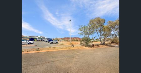 Fully Furnished Unit - Photo 4