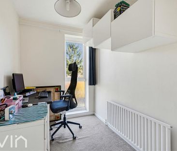 4 bedroom link detached house to rent - Photo 5